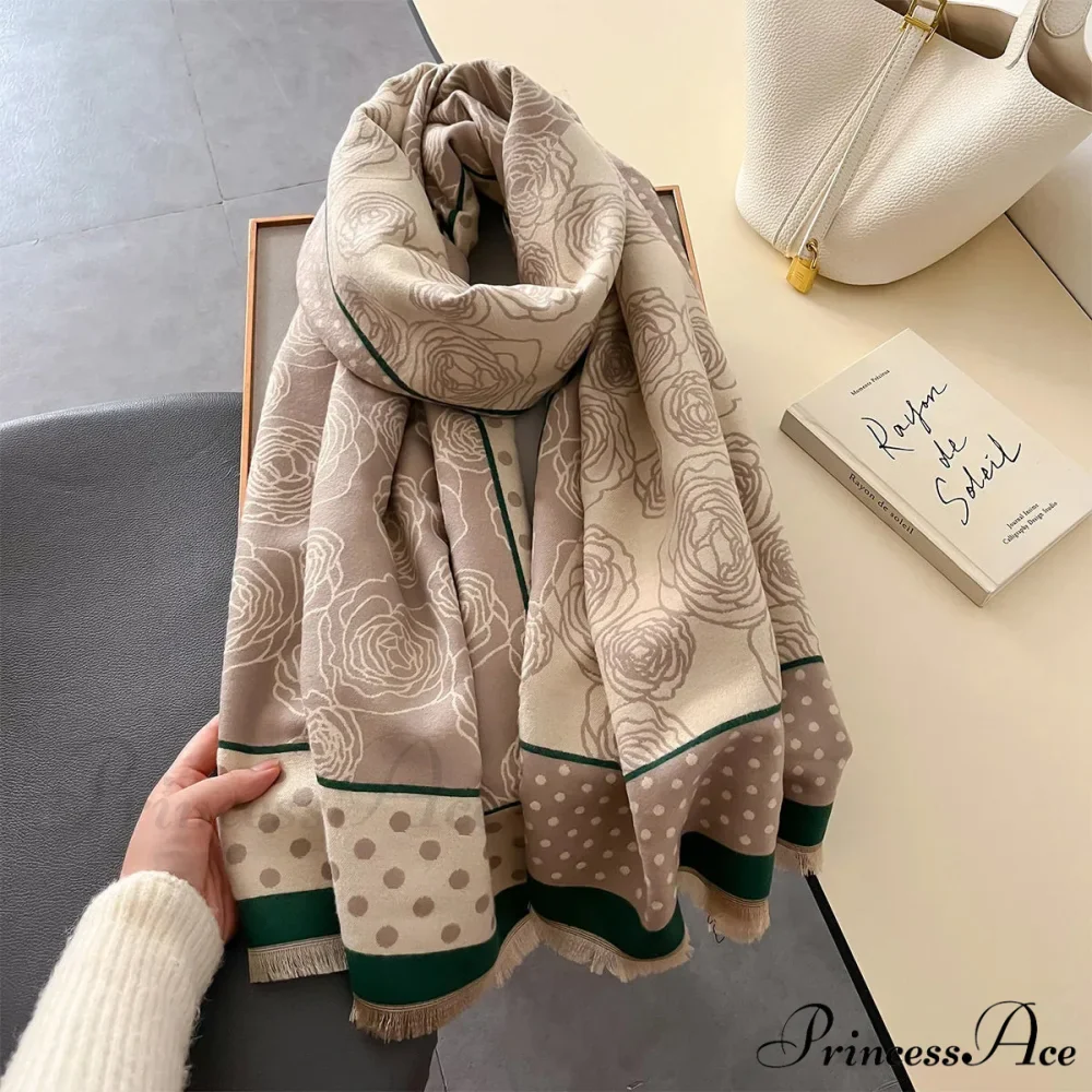 Dense Cover Cashmere Pattern Scarf - Image 3