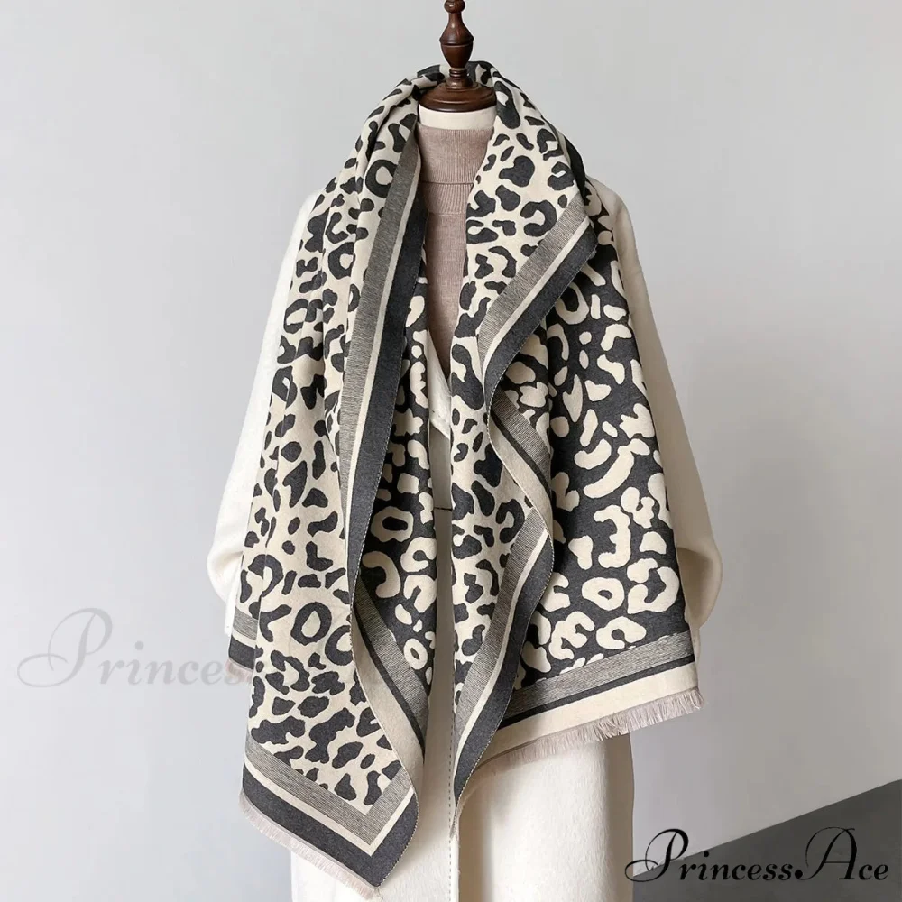 Dense Covering Patterned Cashmere Scarf - Image 2