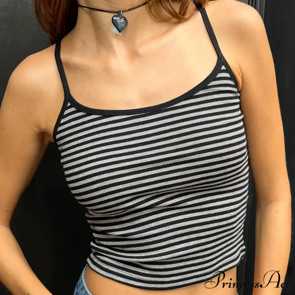 Differentiate Border Scoop Crop Top - Image 8
