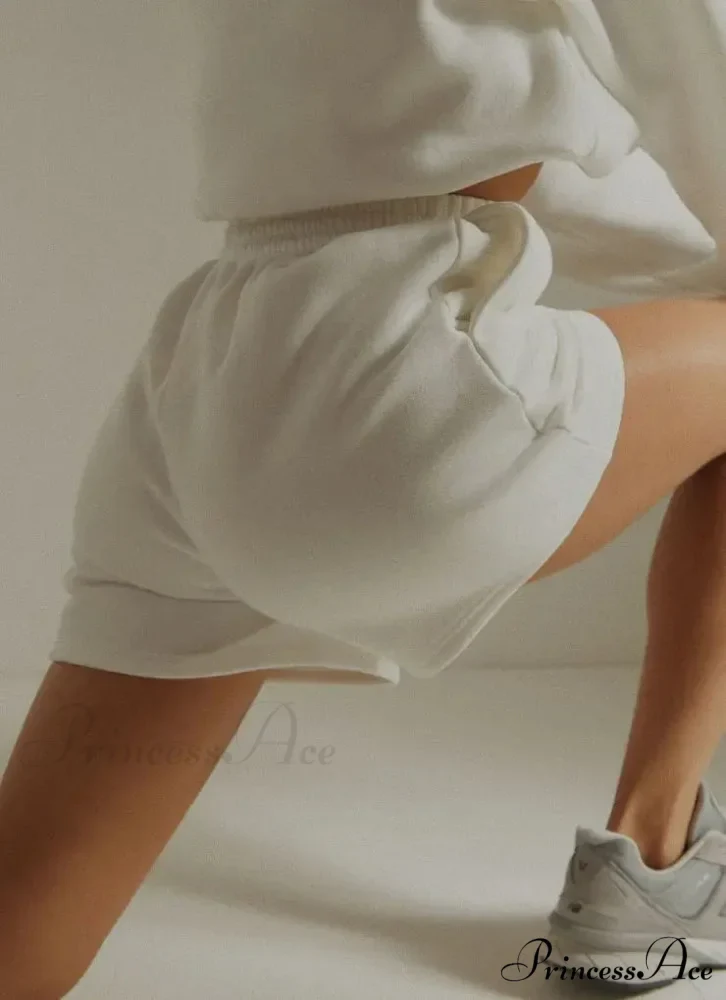 Durable Broad Leg Slant Pocket Short - Image 4