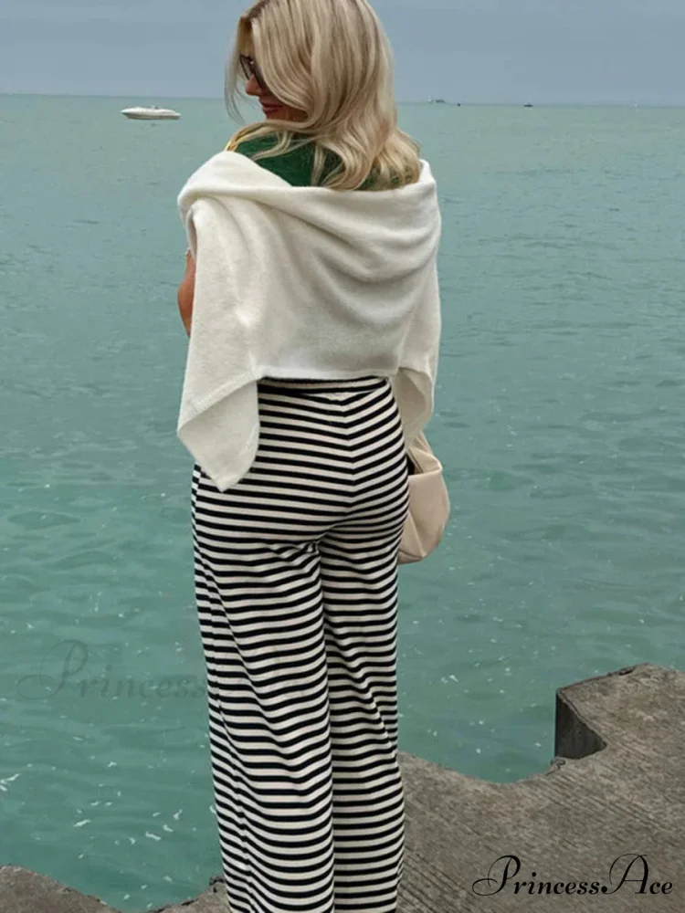 Durable Comfortable Button-front Knit Cardigan - Image 3