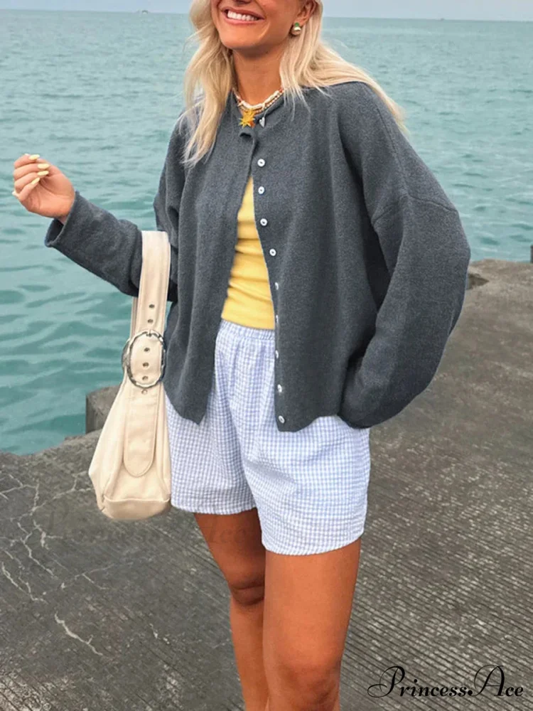 Durable Comfortable Button-front Knit Cardigan - Image 6