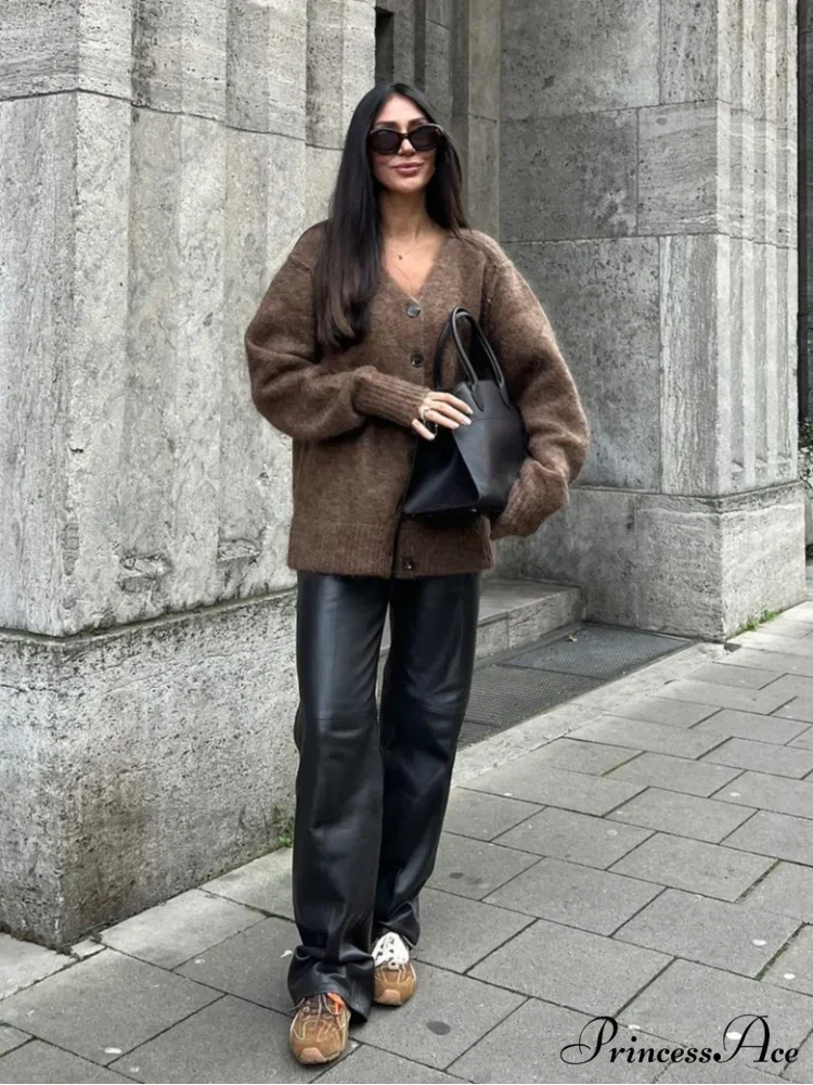 Durable V-neck Mohair Baggy Cardigan - Image 3