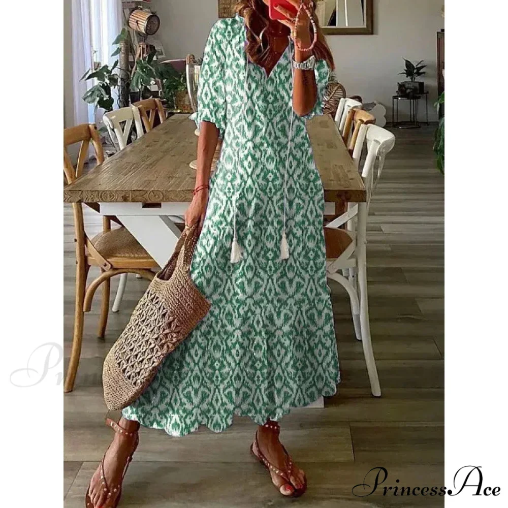 Eclectic Retro Flowery Plunging Neckline Summer Beach Dress - Image 11