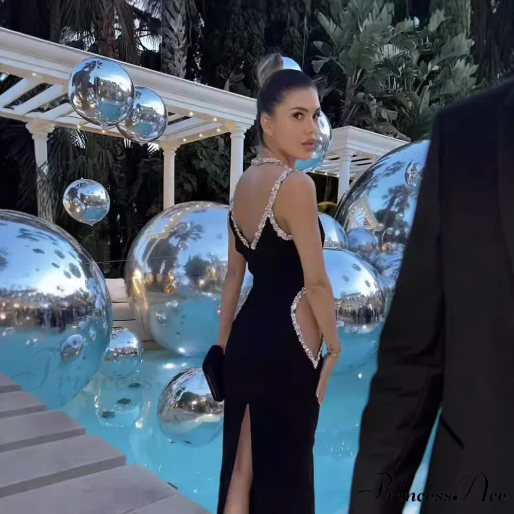 Elegant Ebony Sleeveless Crystal Halter Gown Prom Dress - Image 4