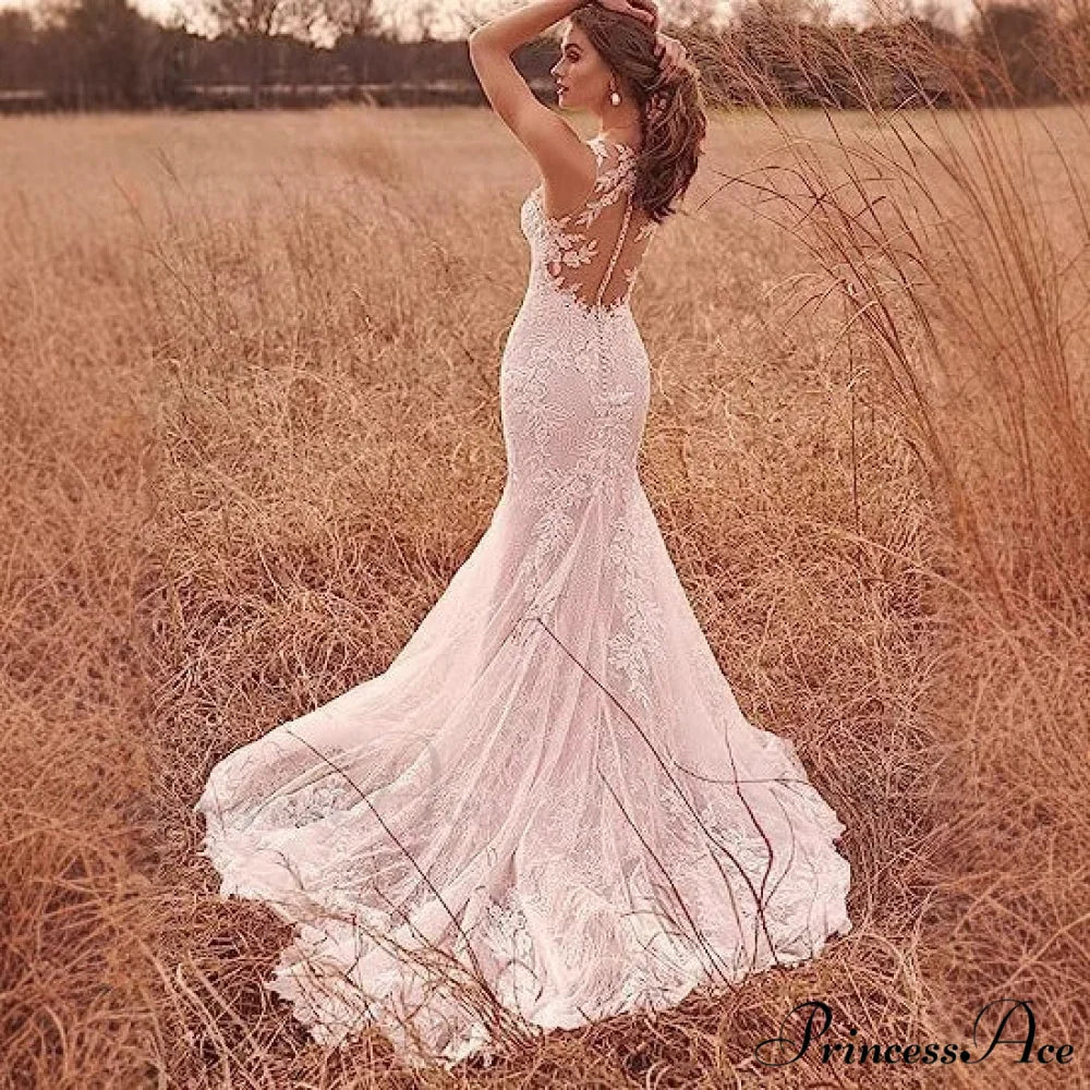 Elegant Lace Mermaid Bridal Wedding Gown - Image 2