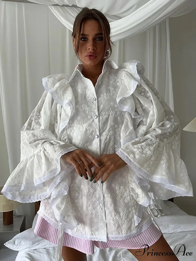 Empty Out Lotus Leaf Border White Blouse - Image 3
