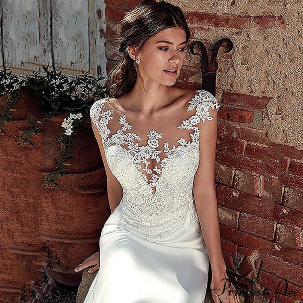 Extended Sleeve Siren Seductive Bridal Gown - Image 4