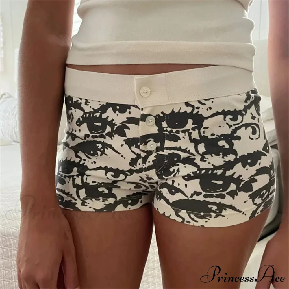 Fabric Pattern Button Sweatshort - Image 7