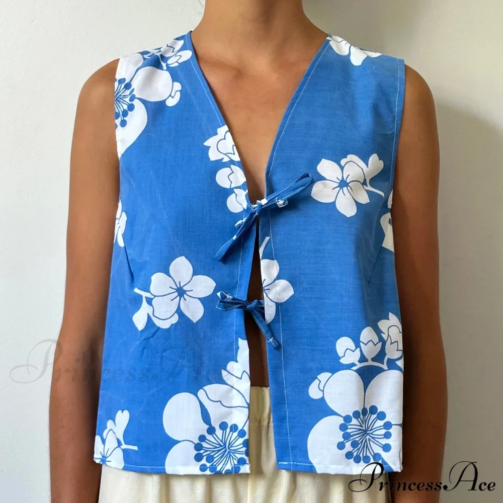 Fasten Front V-Neck Crop Top - Image 2