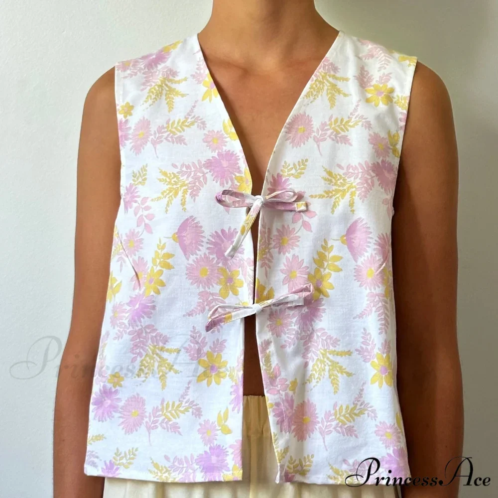 Fasten Front V-Neck Crop Top - Image 3