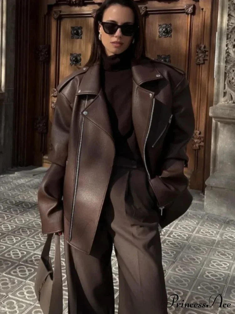 Fastener Lapel Leather Coat - Image 5