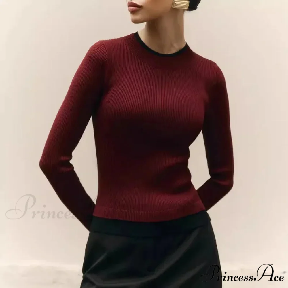 Fitted Sleek Extended Sleeve Round-neck Sweater - Image 4