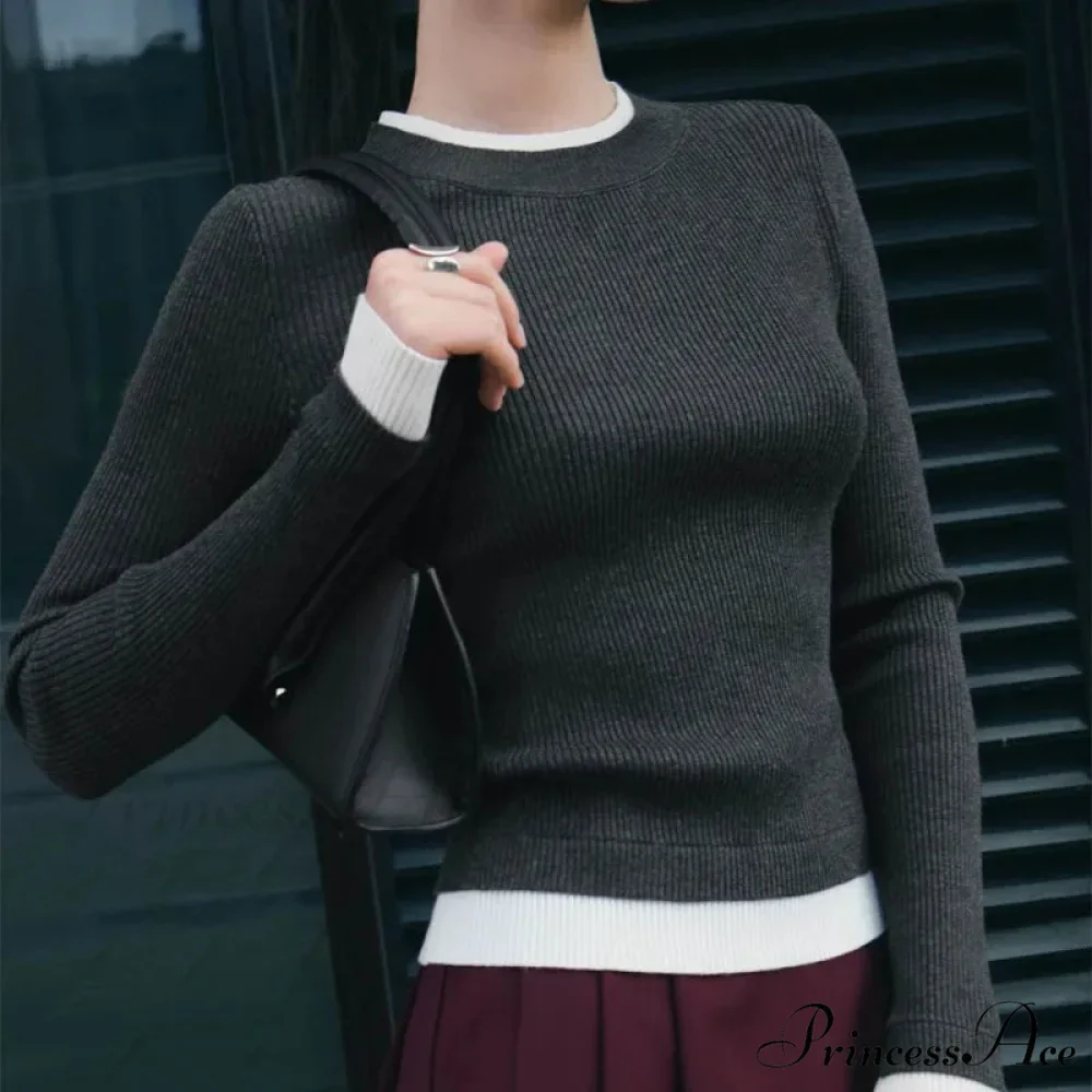 Fitted Sleek Extended Sleeve Round-neck Sweater - Image 9
