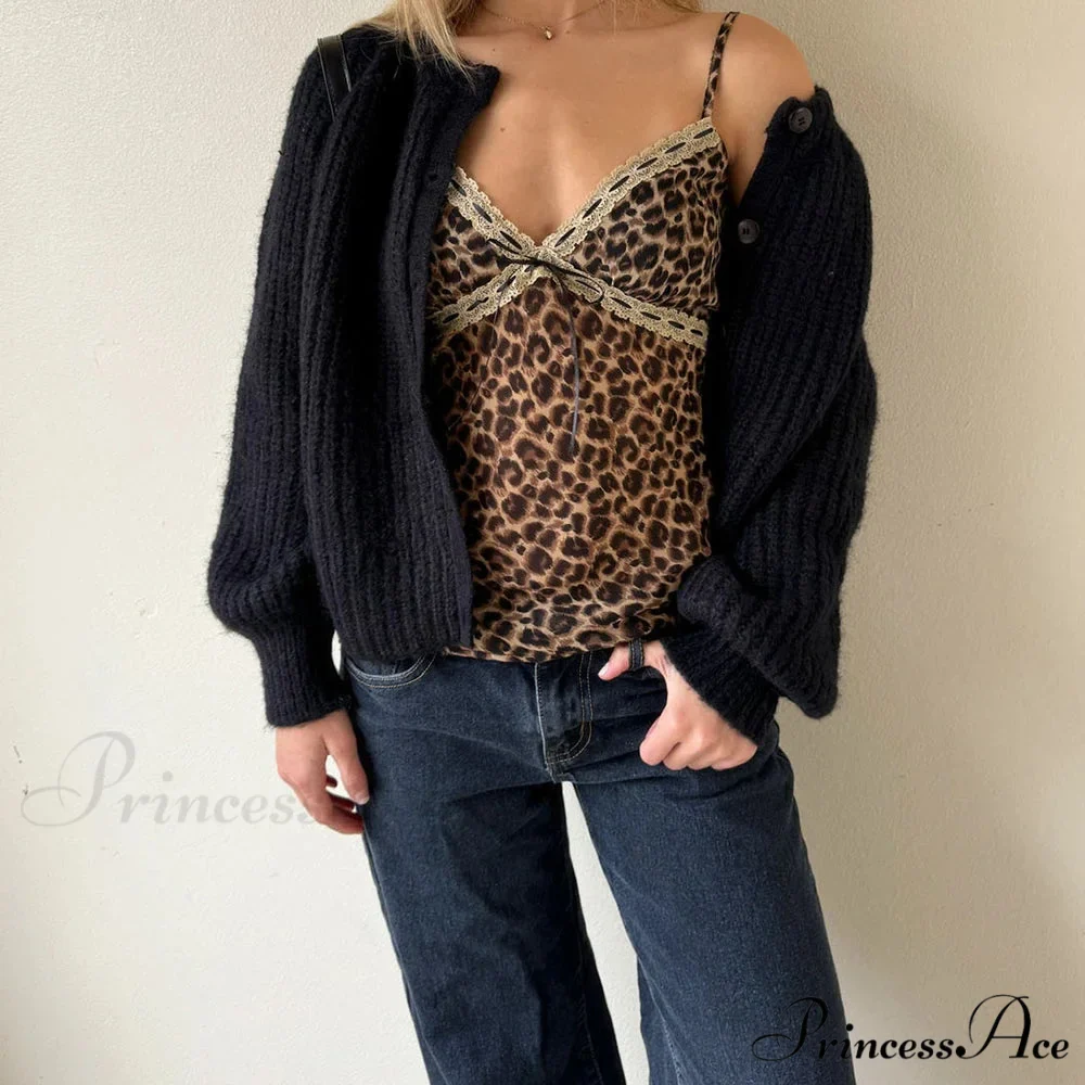 Flirtatious Leopand Lace Crop Top - Image 5