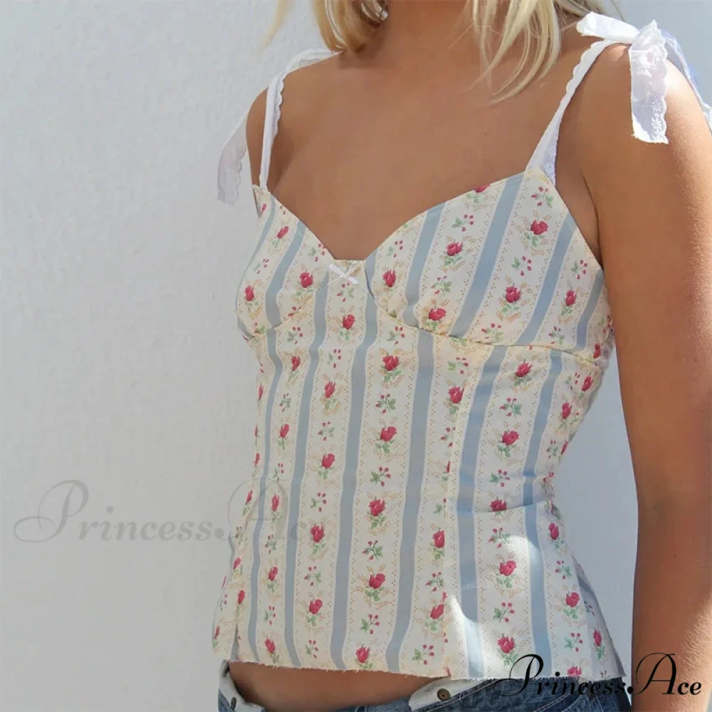 Flower Pattern Lace-Up Open-Back Fairycore Crop Top - Image 4