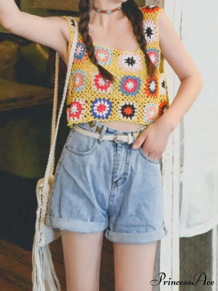Flower Patterned Empty Crochet Knitted Crop Top - Image 6