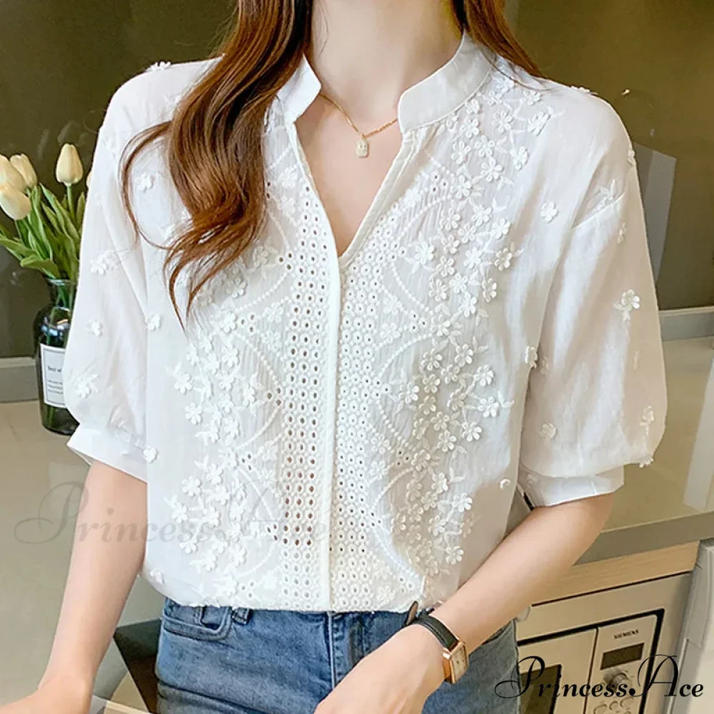 Flower Stitching Lace Hollow V-neck Blouse - Image 4