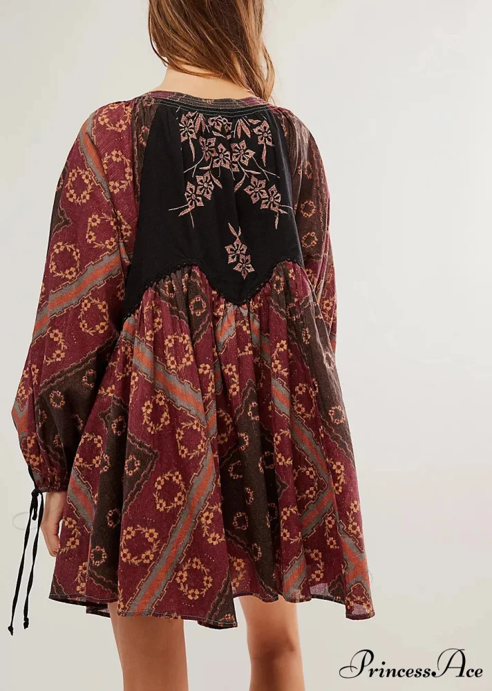 Flowy Flower Bohemian Short Dress - Image 3