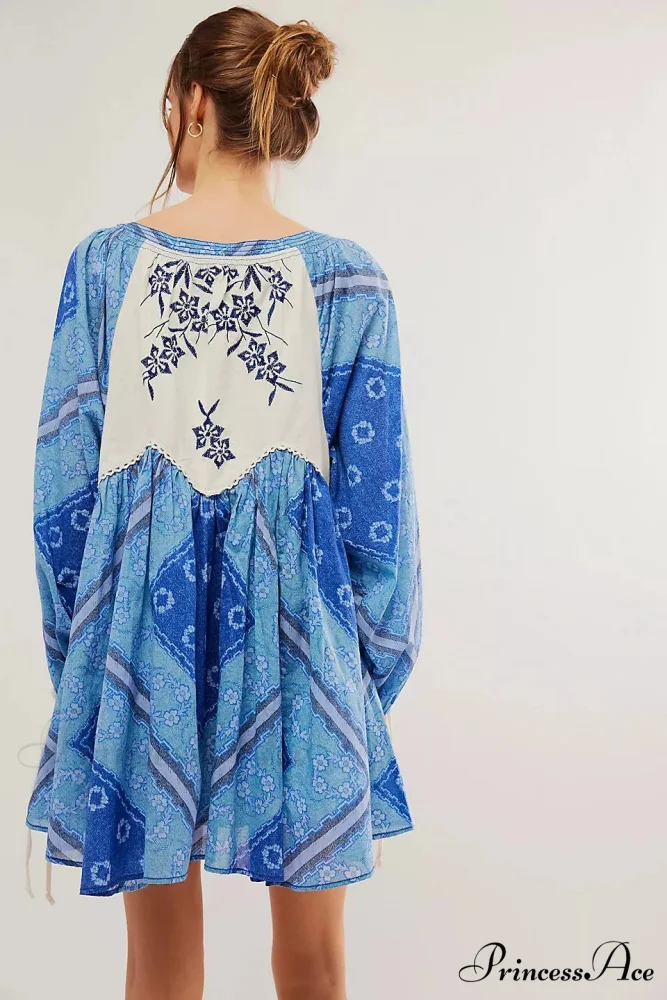 Flowy Flower Bohemian Short Dress - Image 5