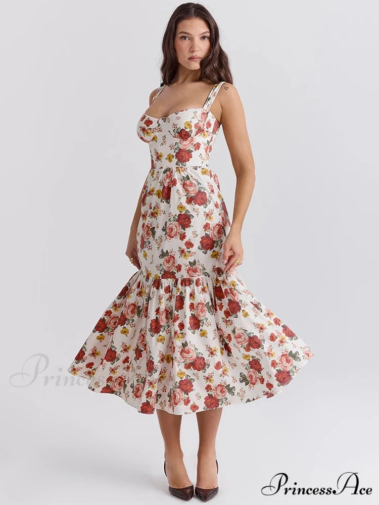 Form-fitting Flared Holiday Dress - Image 8