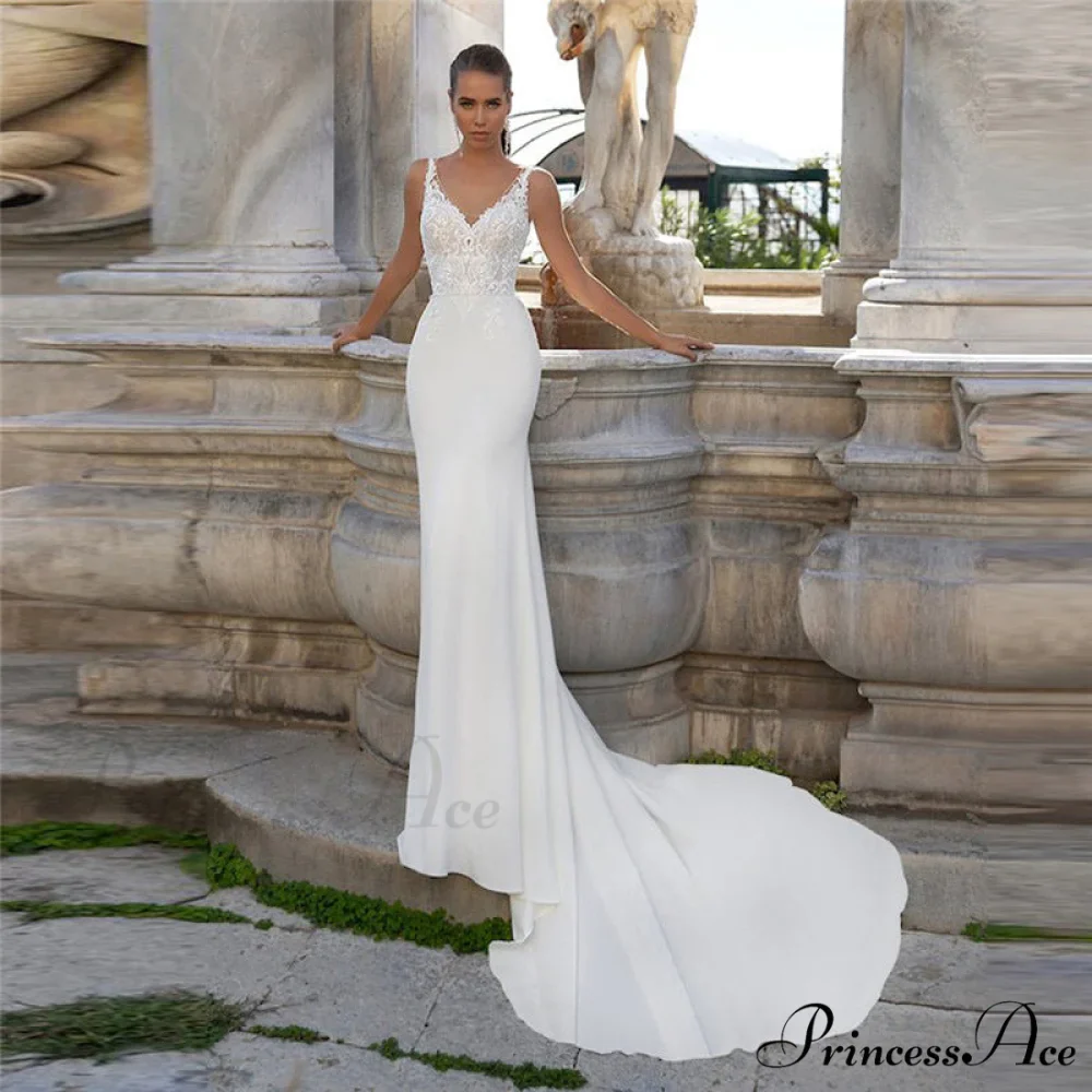Free-spirited Plunging Neckline Lace Bridal Gown - Image 3