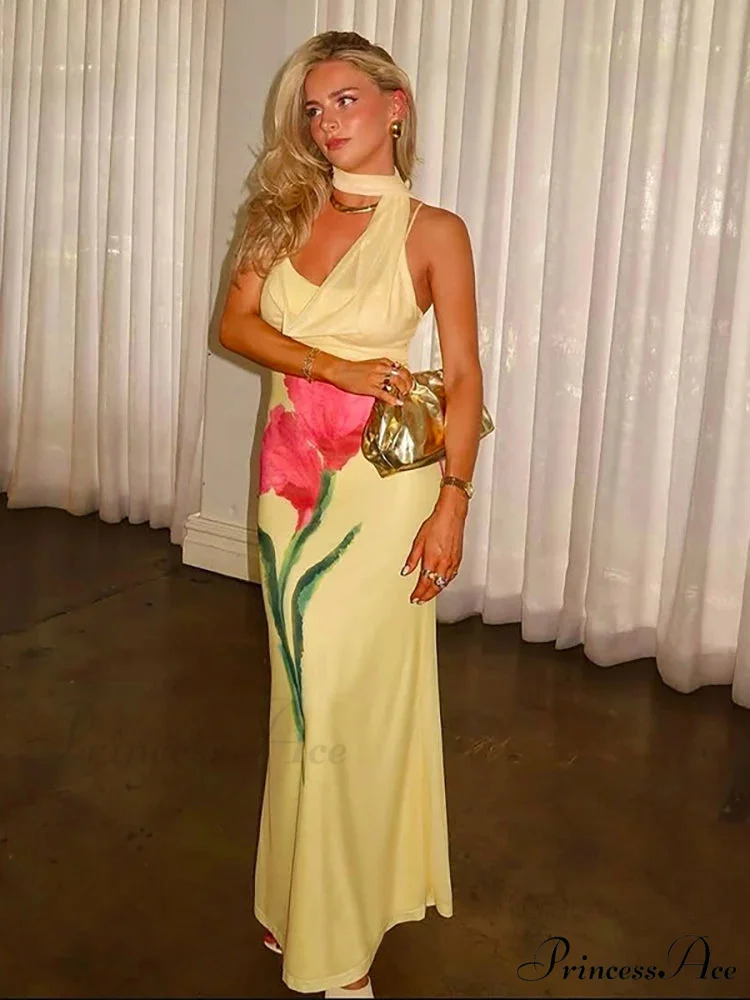 Golden Backless Holiday Gown - Image 10