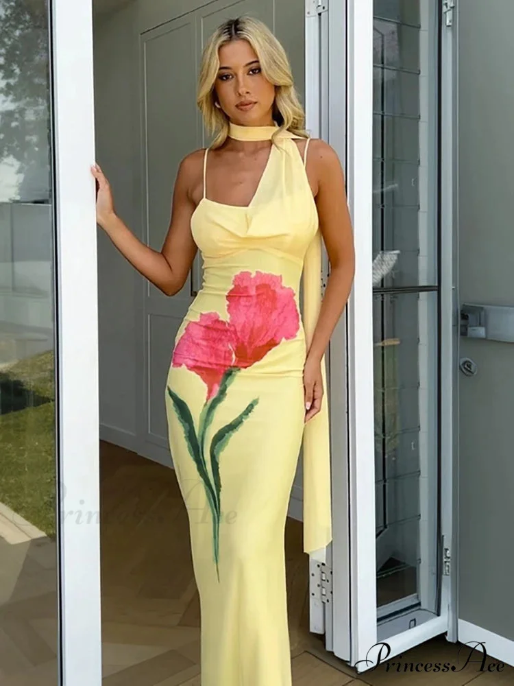 Golden Backless Holiday Gown - Image 9