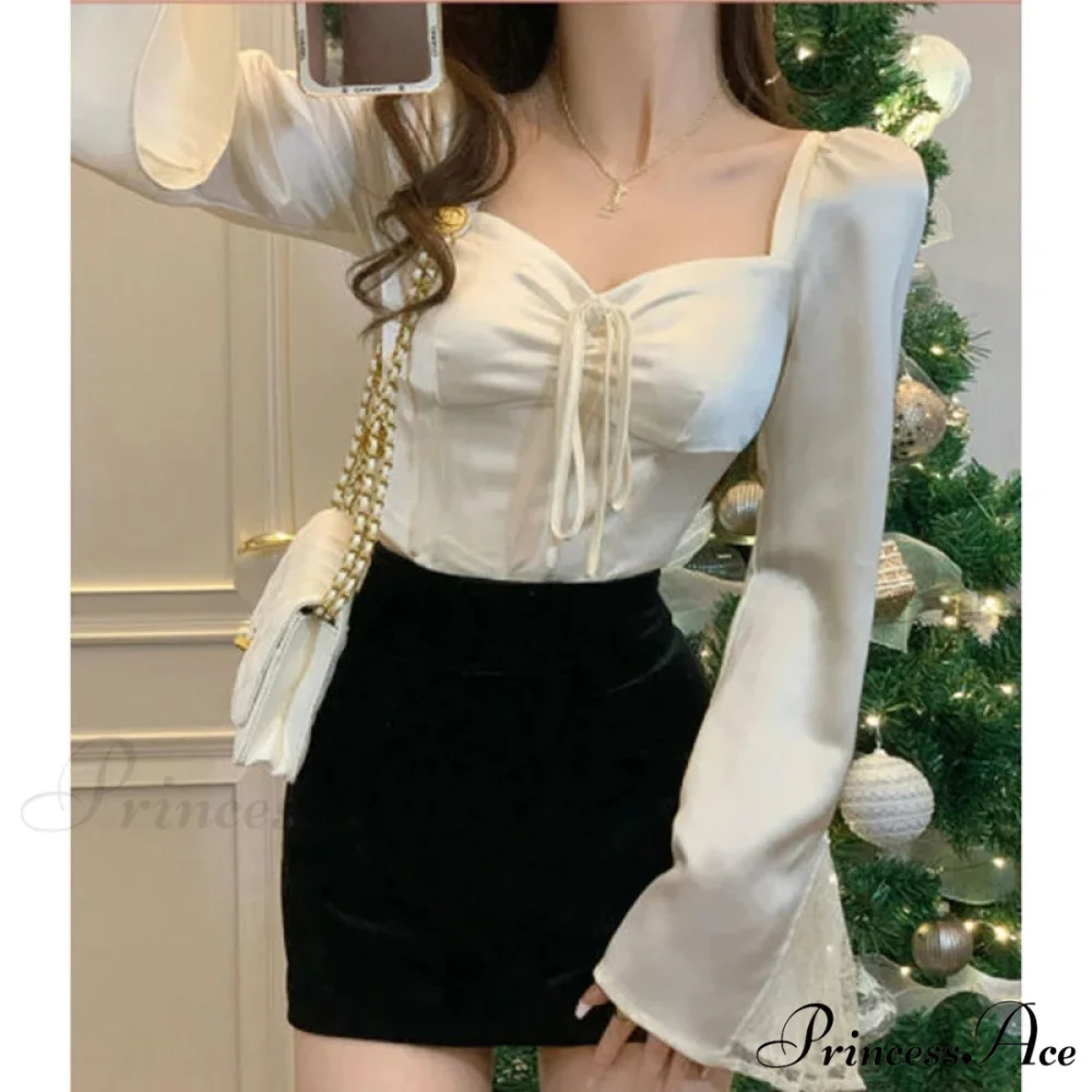 Graceful Lace Patchwork Flounce Sleeve Seductive Slender Blouse - Image 3