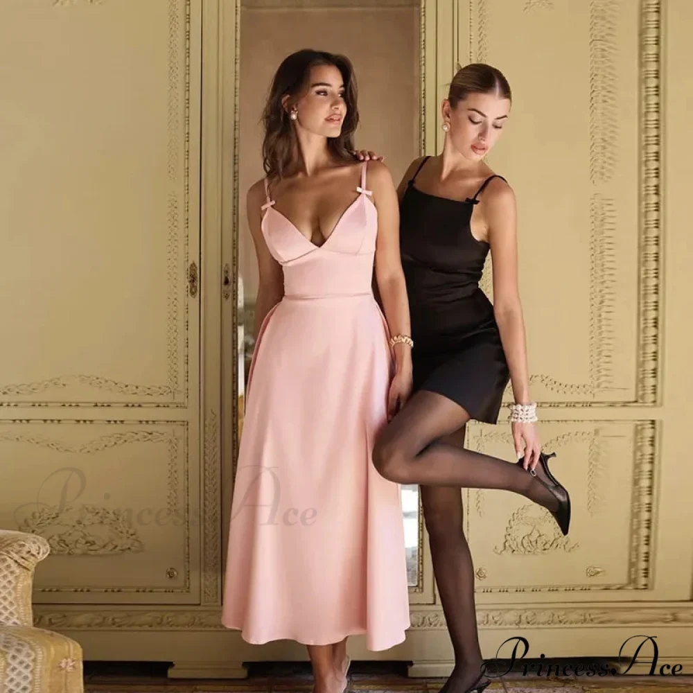 Graceful Waist Encircle A-line Holiday Dress - Image 4