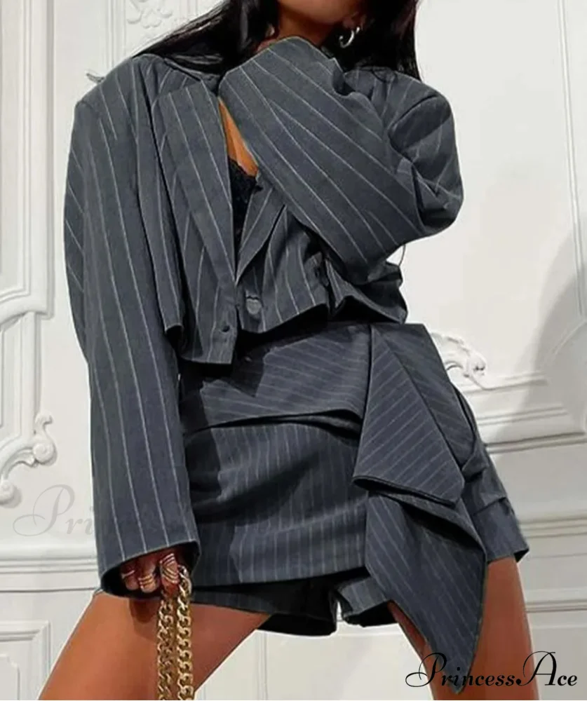 Gray Patterned Dual Buttoned Shorts Workplace Two Piece Set - Image 2