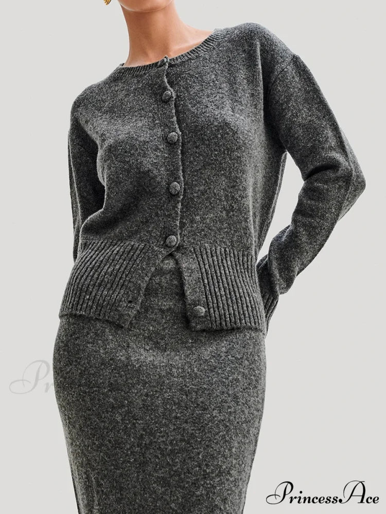 Grooved Lengthy Sleeve Button Cardigan - Image 4