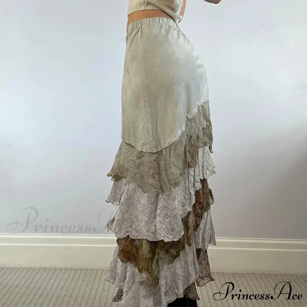 HEYounGIRL Y2K Aesthetic Lace Tiered Irregular Skirt Mori Girl
Modified Title: YOUNGIRL Y2K Aesthetic Lace Layered Uneven Skirt Mori Girl - Image 2
