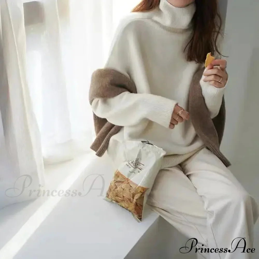 High-necked Wool Enlarged Jumper - Image 6