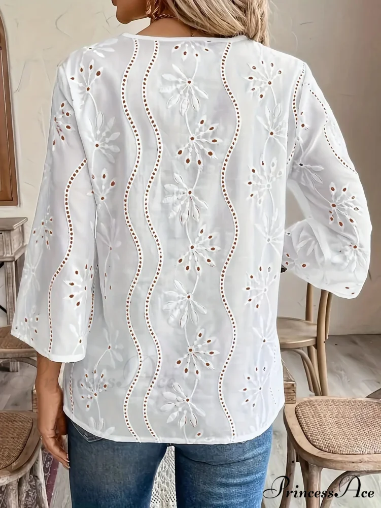 Informal Baggy V-neck Lace Insertion White Blouse - Image 2