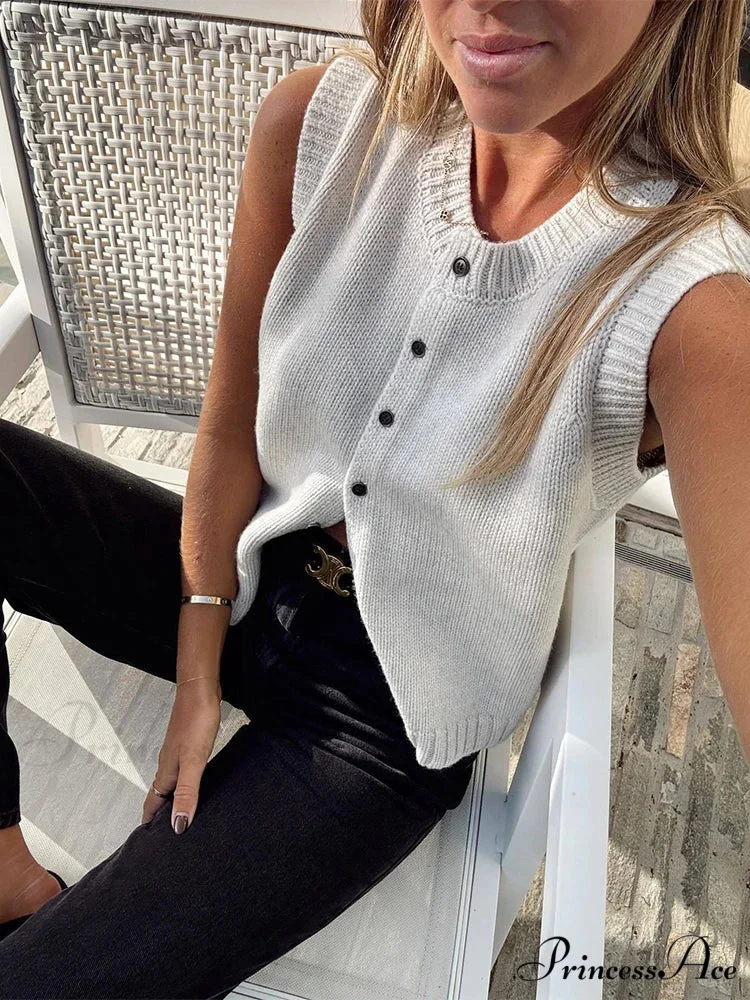 Informal Knitted Sleeveless Sweater - Image 2