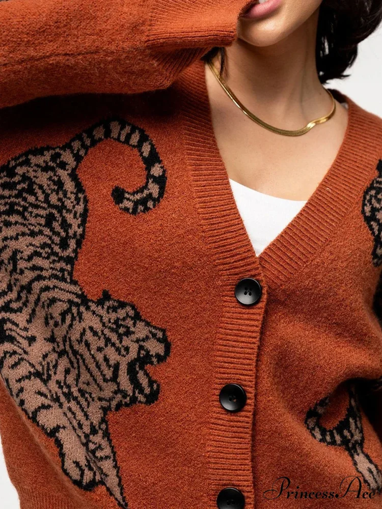 Informal Tiger Patterned Long Sleeve Cardigan - Image 4