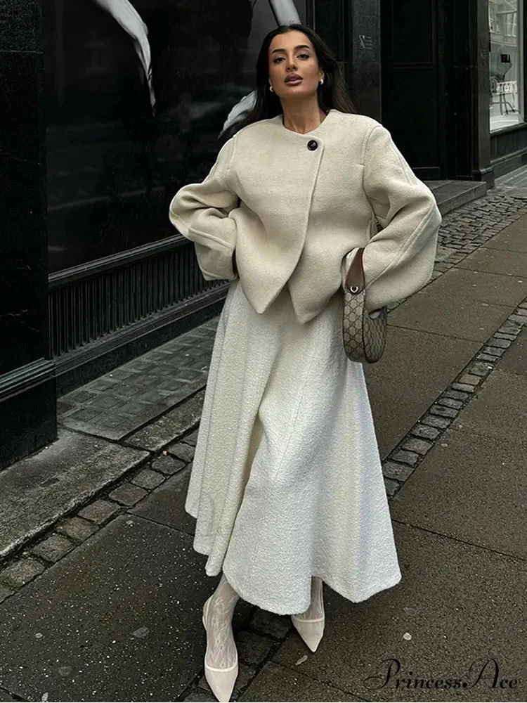 Ivory Extended Sleeve Woolen Overcoat - Image 7