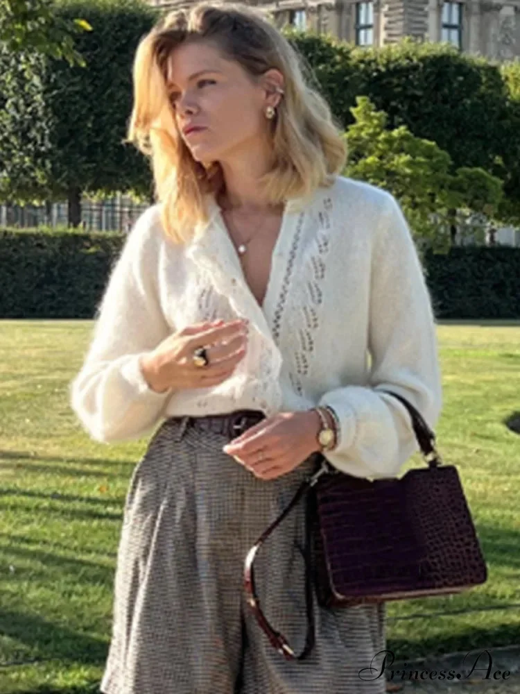Ivory Lace Lapel Cardigan - Image 2