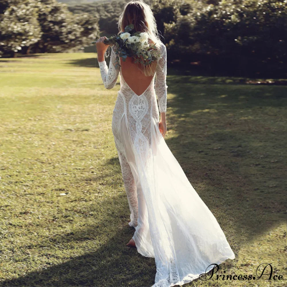 Ivory Lace Trimmed Form-Fitting Evening Bridal Gown - Image 2