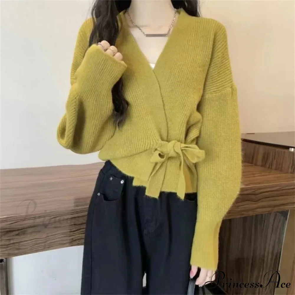 Knotted Waist Slimming Knit Cardigan - Image 3