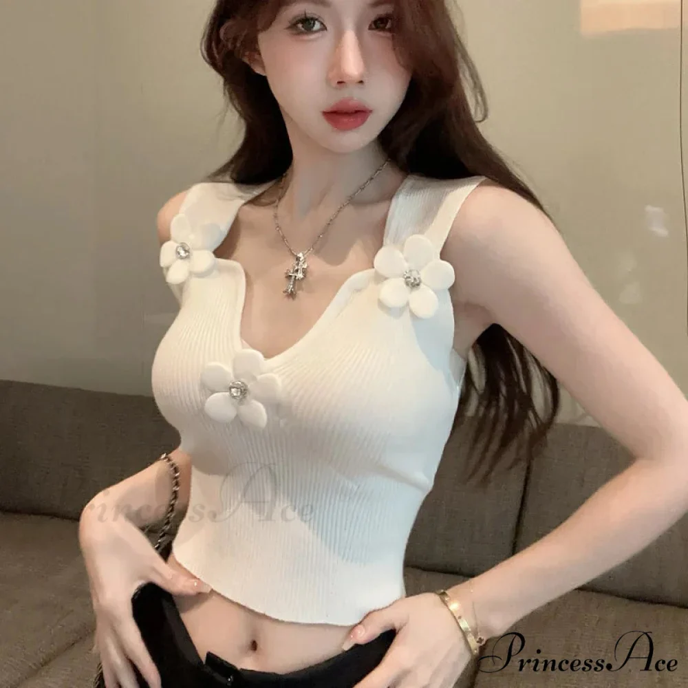 Korean 3D Blossoming Plunging Stretchy Crop Top - Image 2