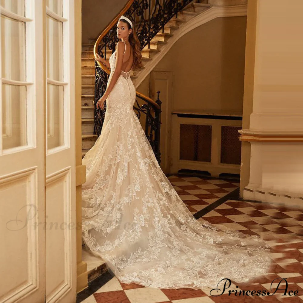Lace Open-Back Mermaid Bridal Gown - Image 3