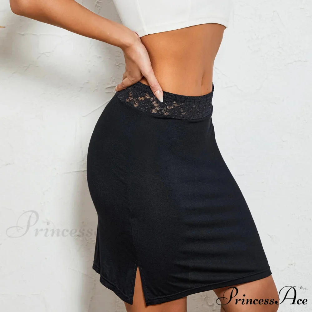 Lacy Flower Waistband Inner Skirt - Image 3