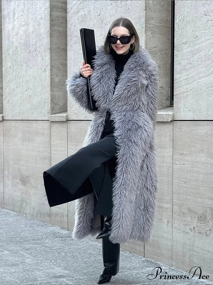 Large Collar Extended Furry Fox Jacket - Image 3