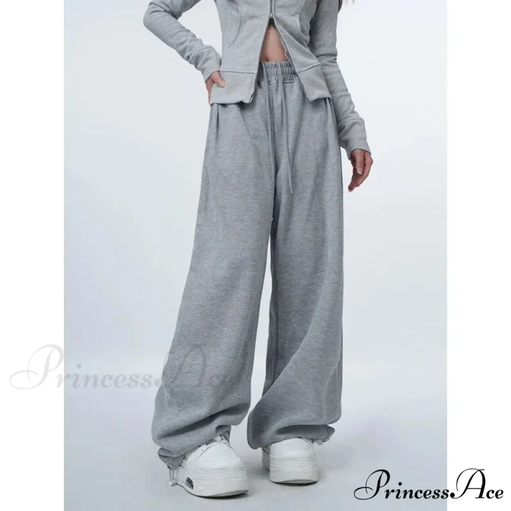 Large Grey 2000s Women Sweatpants Trousers - Image 2