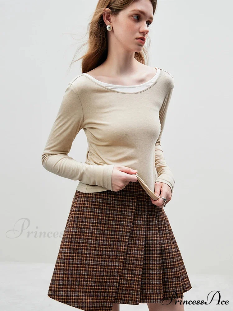 Large U - shaped Neckline Sleek Minimal Fundamental Jumper - Image 3