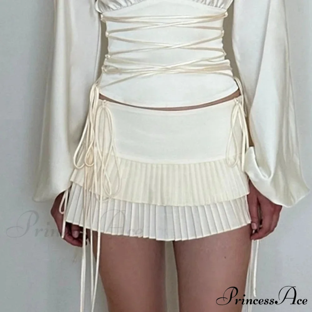 Layered Side Fastened Short Skirt - Image 4