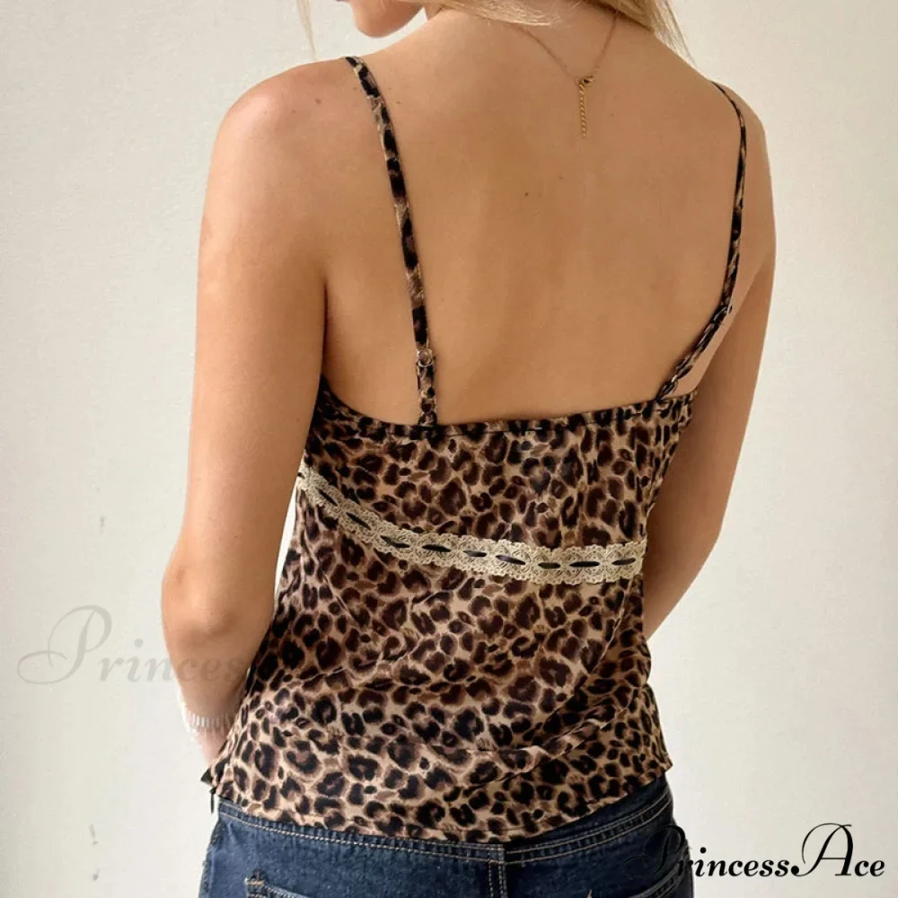 Leopand Lace Open-Back Crop Top - Image 6