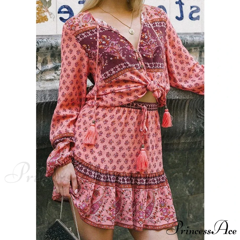 Long Sleeve Flower Pattern V-Neck Fringe Bohemian Top - Image 4